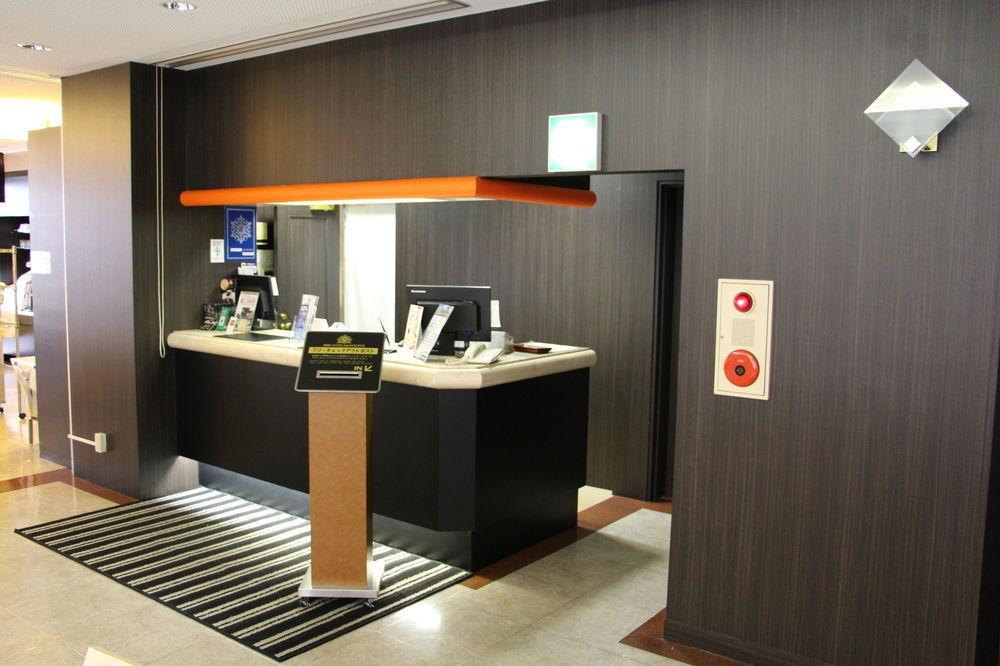 Apa Hotel Tokushima Ekimae Extérieur photo